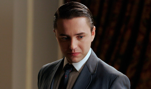 4V**:V˵P(gun)u(png)Փ