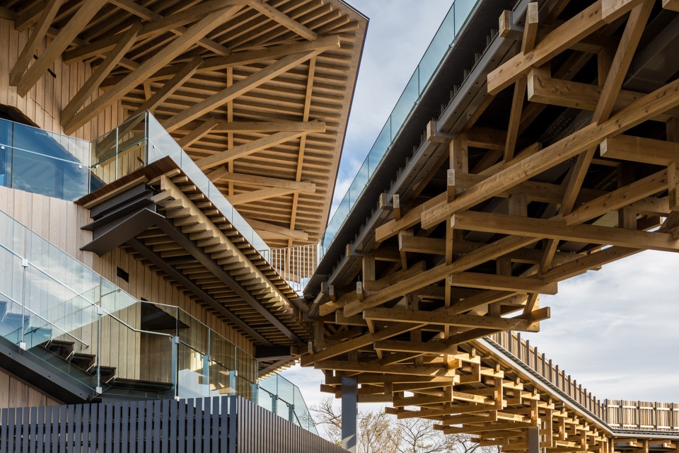 專注于品牌設(shè)計(jì)